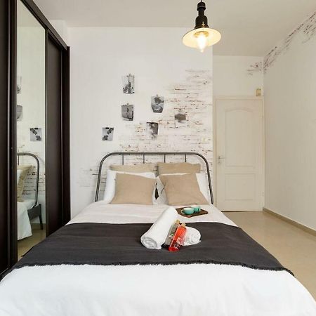 Sea View Designed Studio Apartment In Front Of Hilton Tlv Tel Aviv Exterior photo